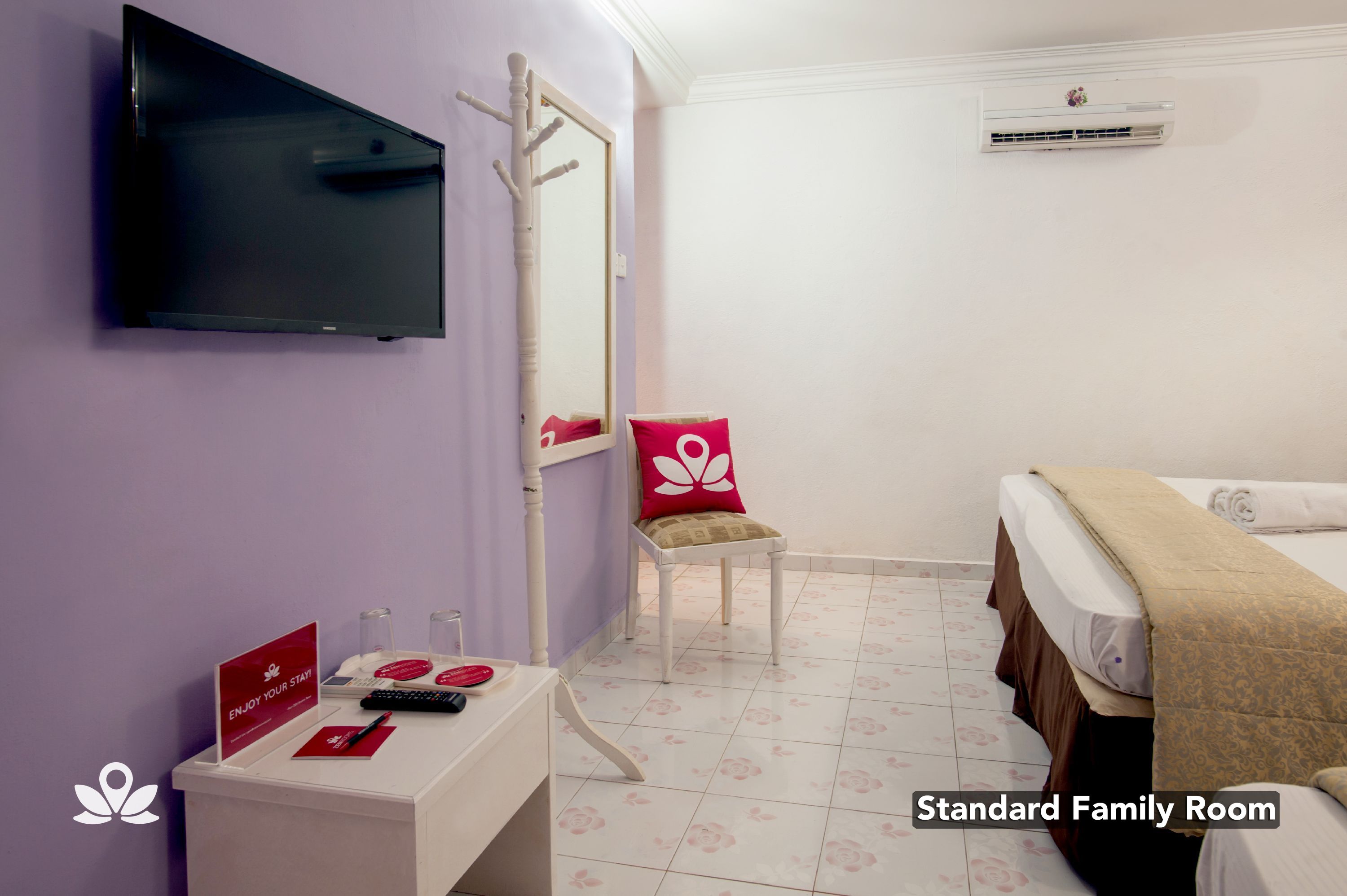 ZEN Rooms Bromedy Motel