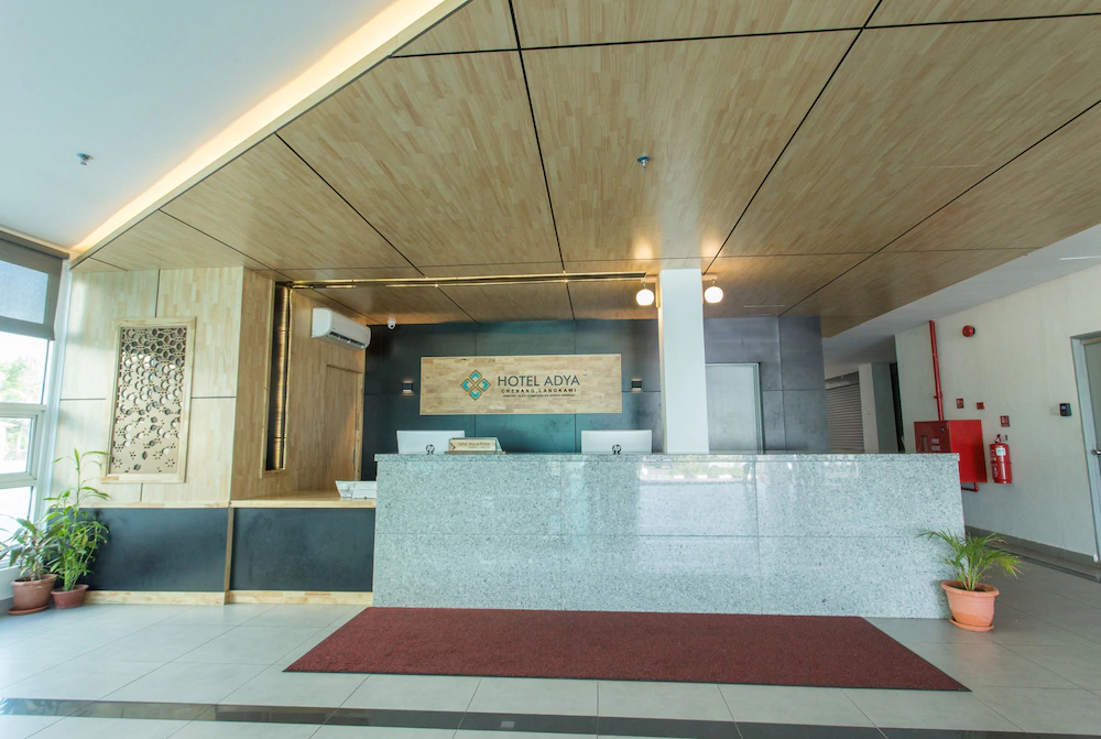 Hotel Adya Express Chenang
