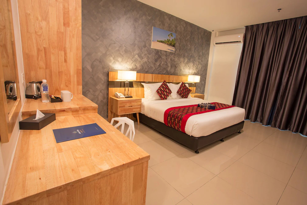 Hotel Adya Express Chenang