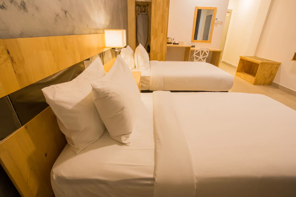 Hotel Adya Express Chenang