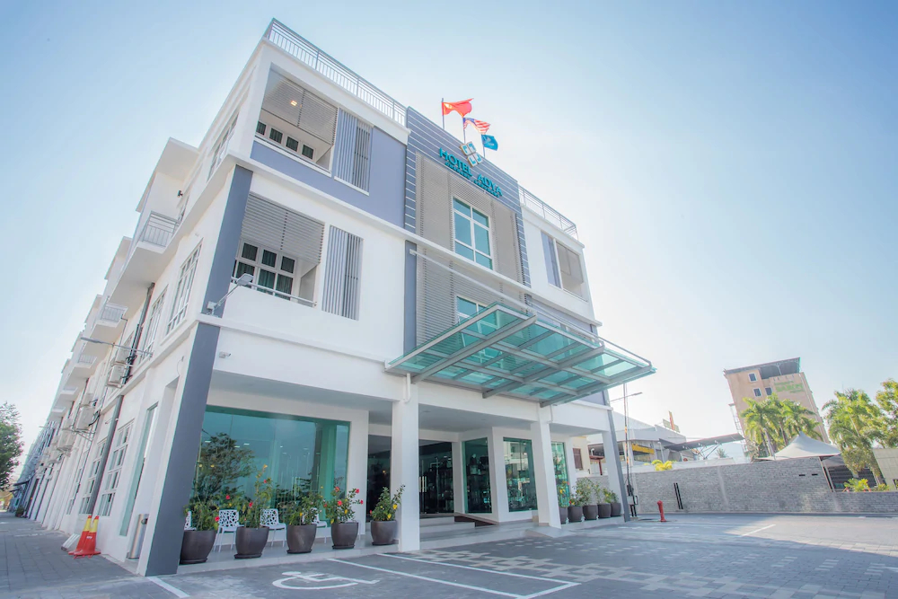 Hotel Adya Express Chenang