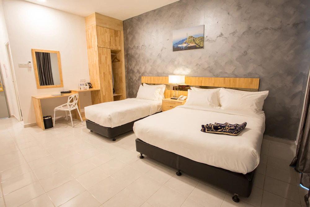 Hotel Adya Express Chenang