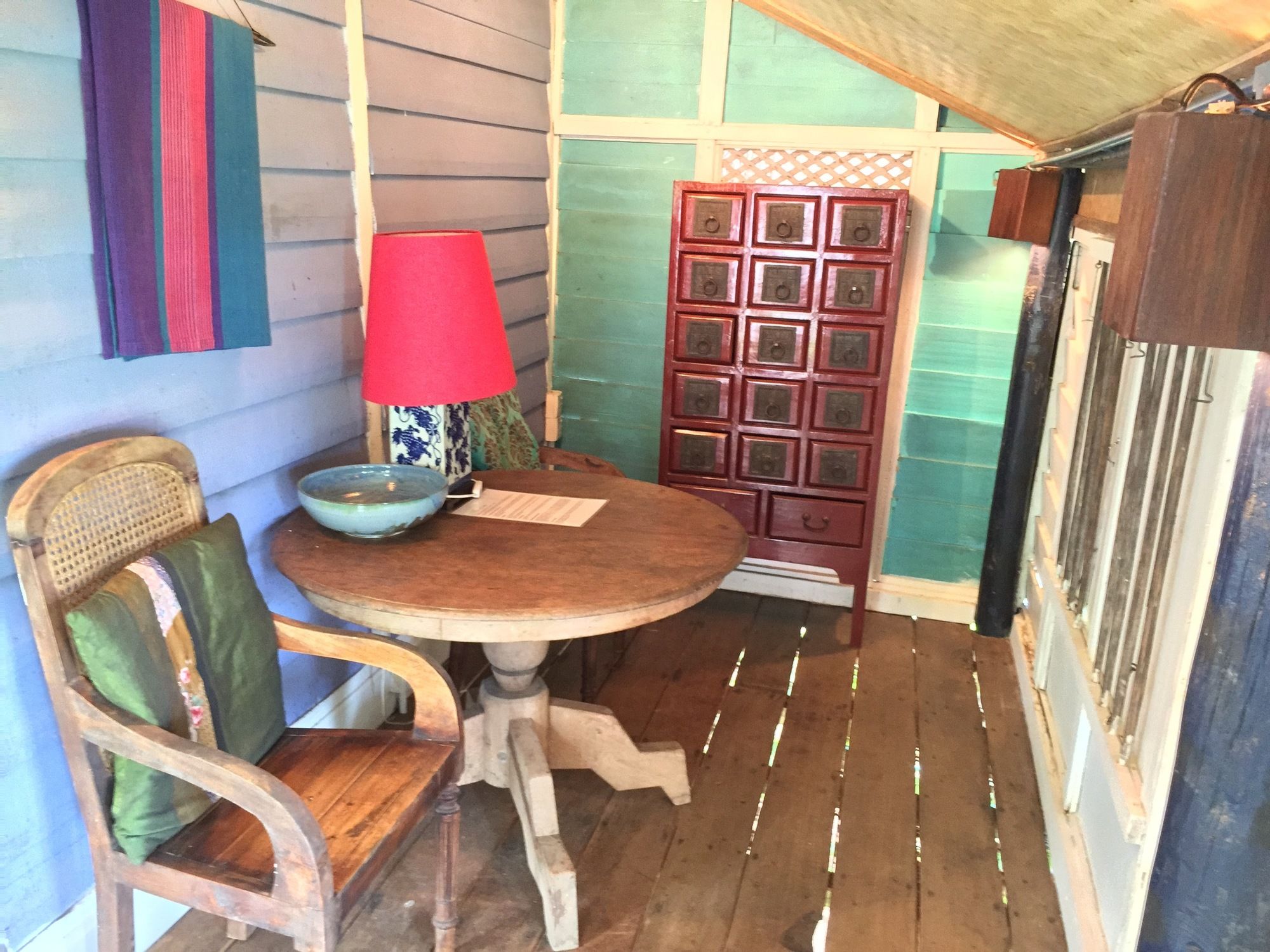 Bon Ton Antique Wooden Villas