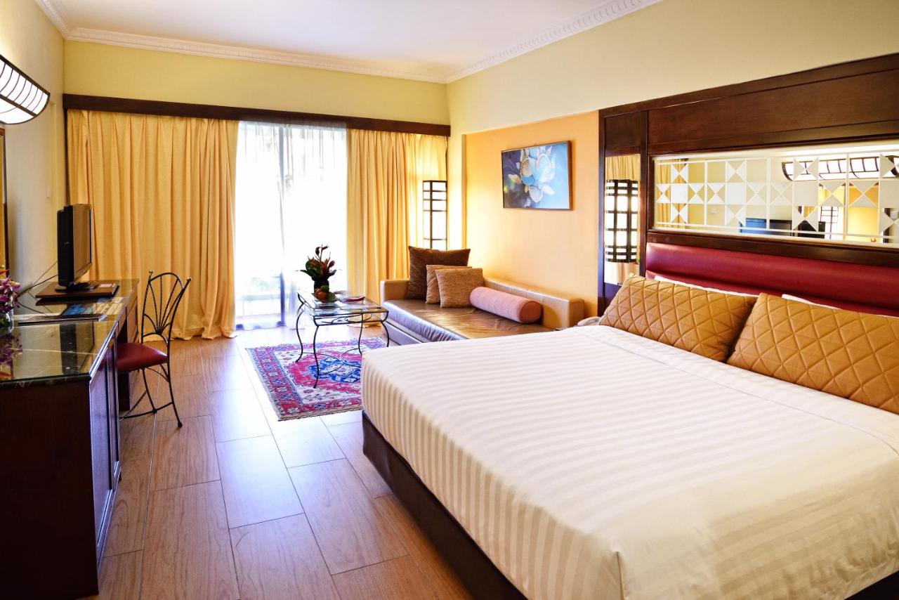 Holiday Villa Resort & Beachclub Langkawi