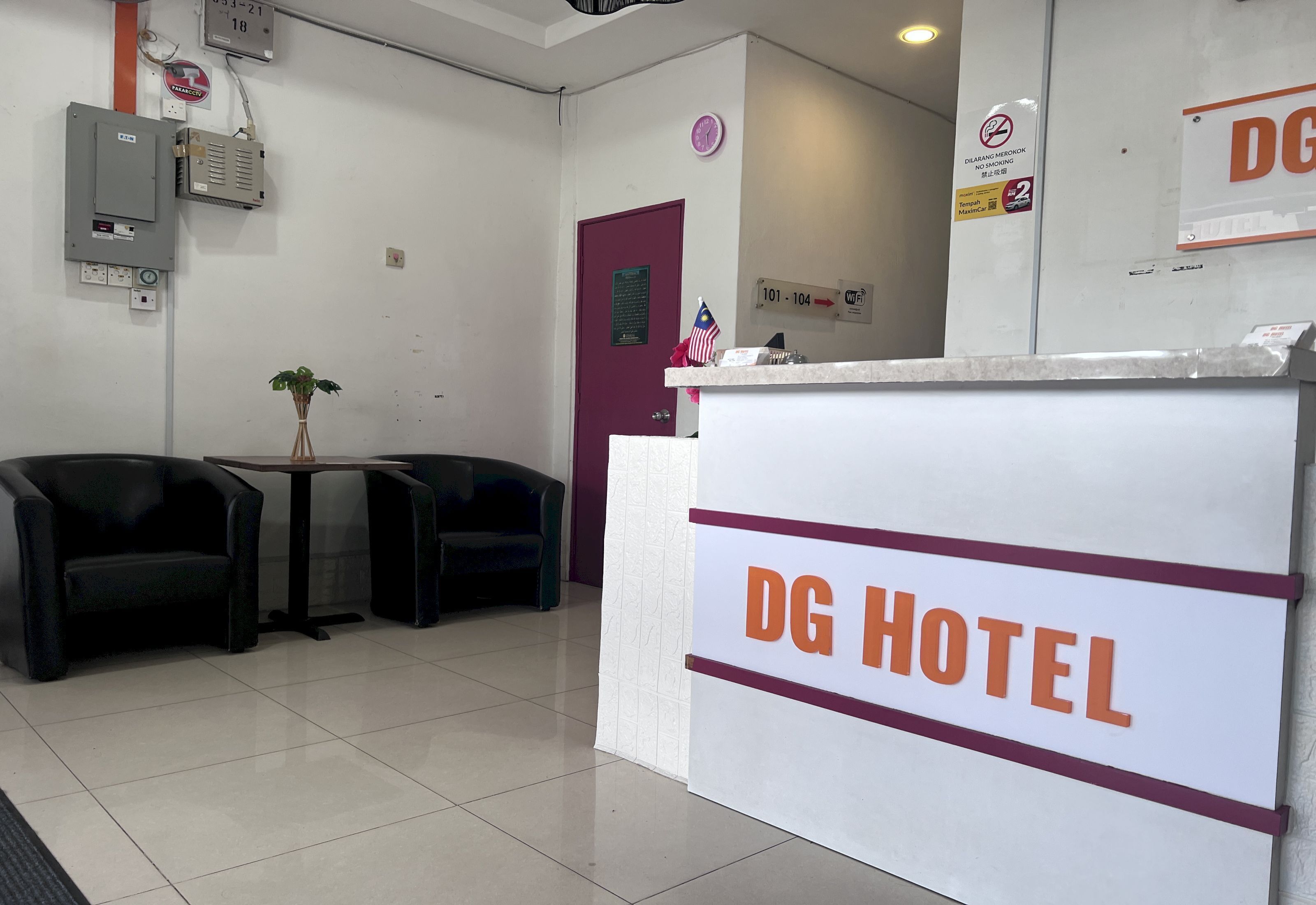 Dg Hotel By OYO