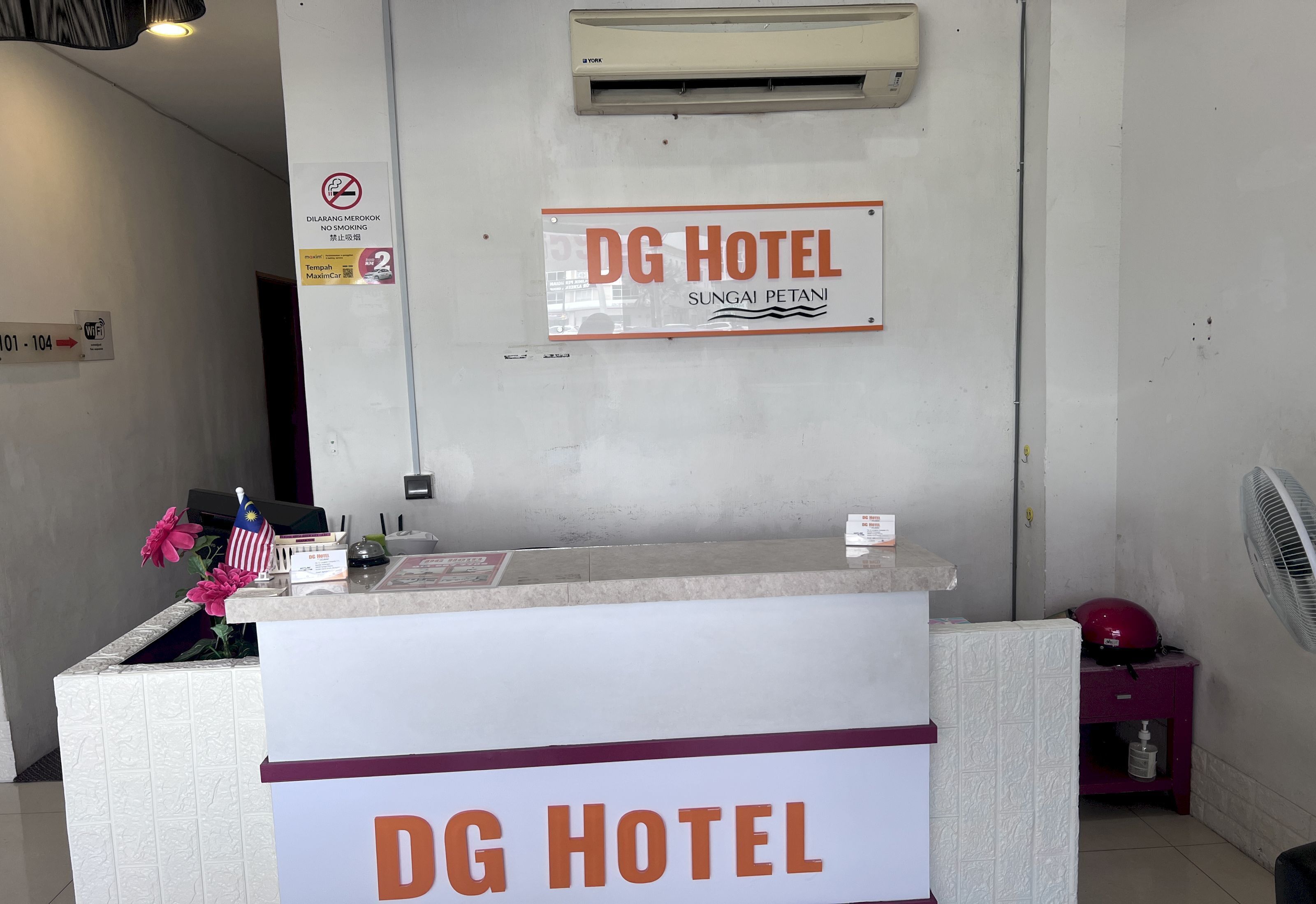 Dg Hotel By OYO