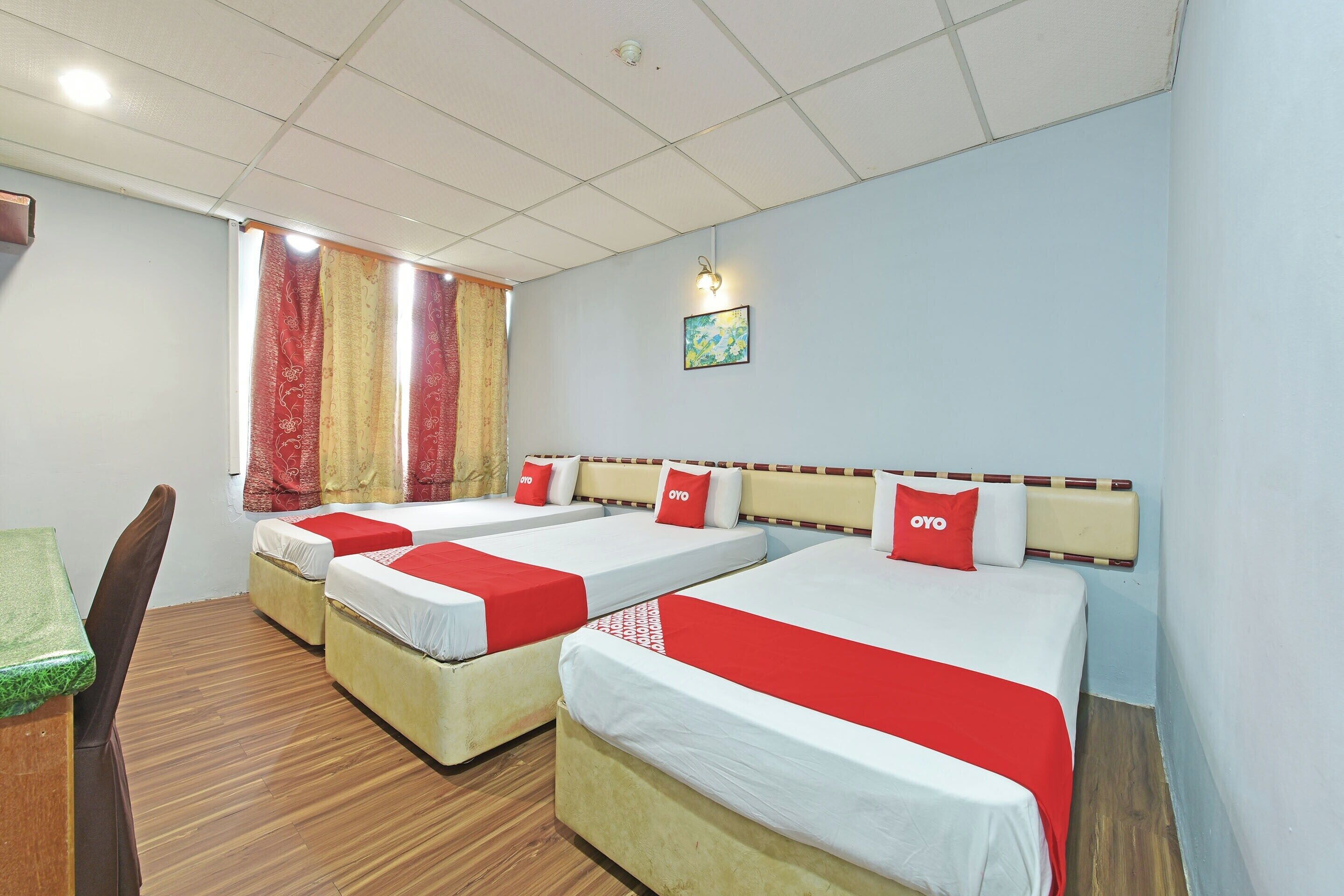 Hotel Akasia by OYO
