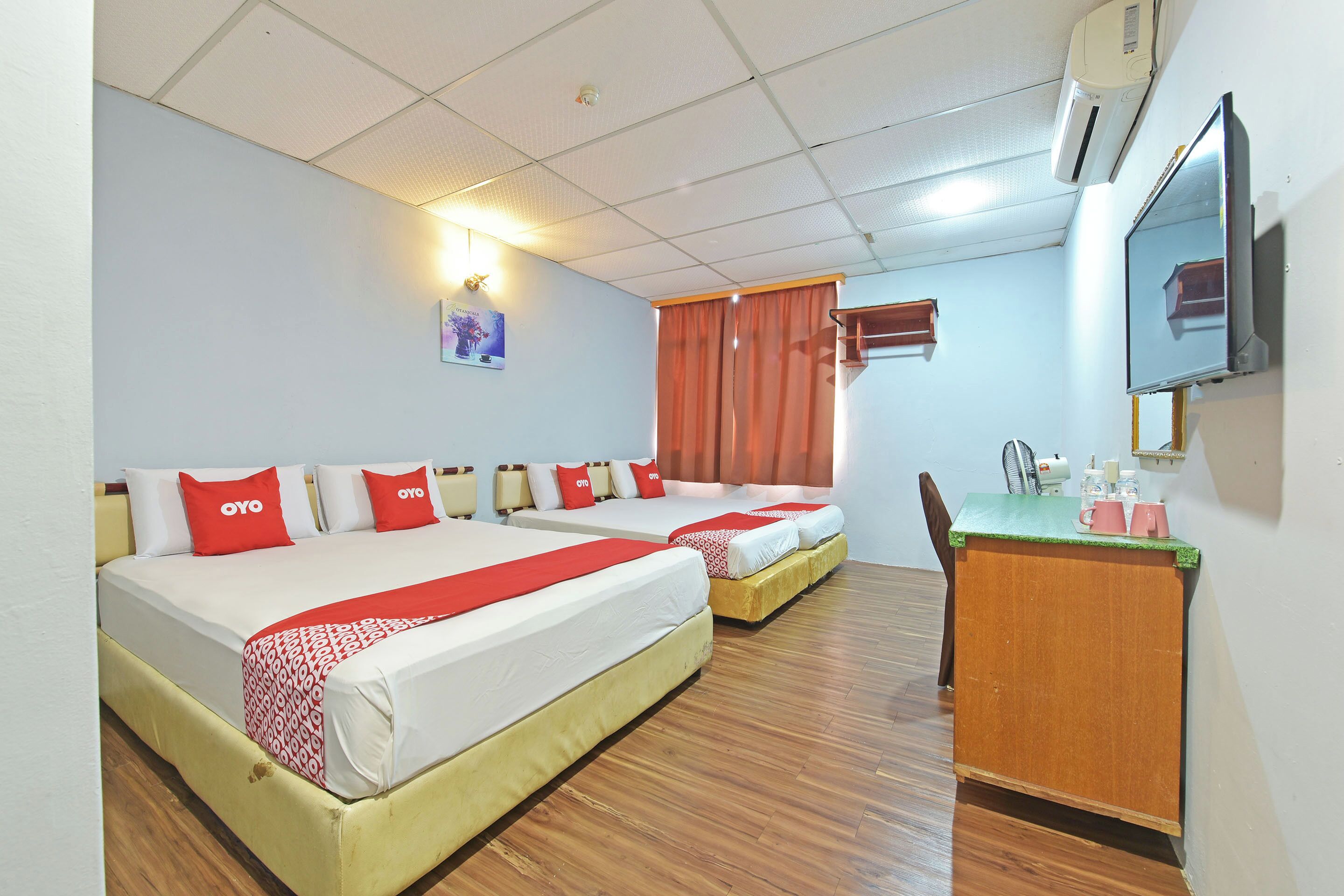 Hotel Akasia by OYO