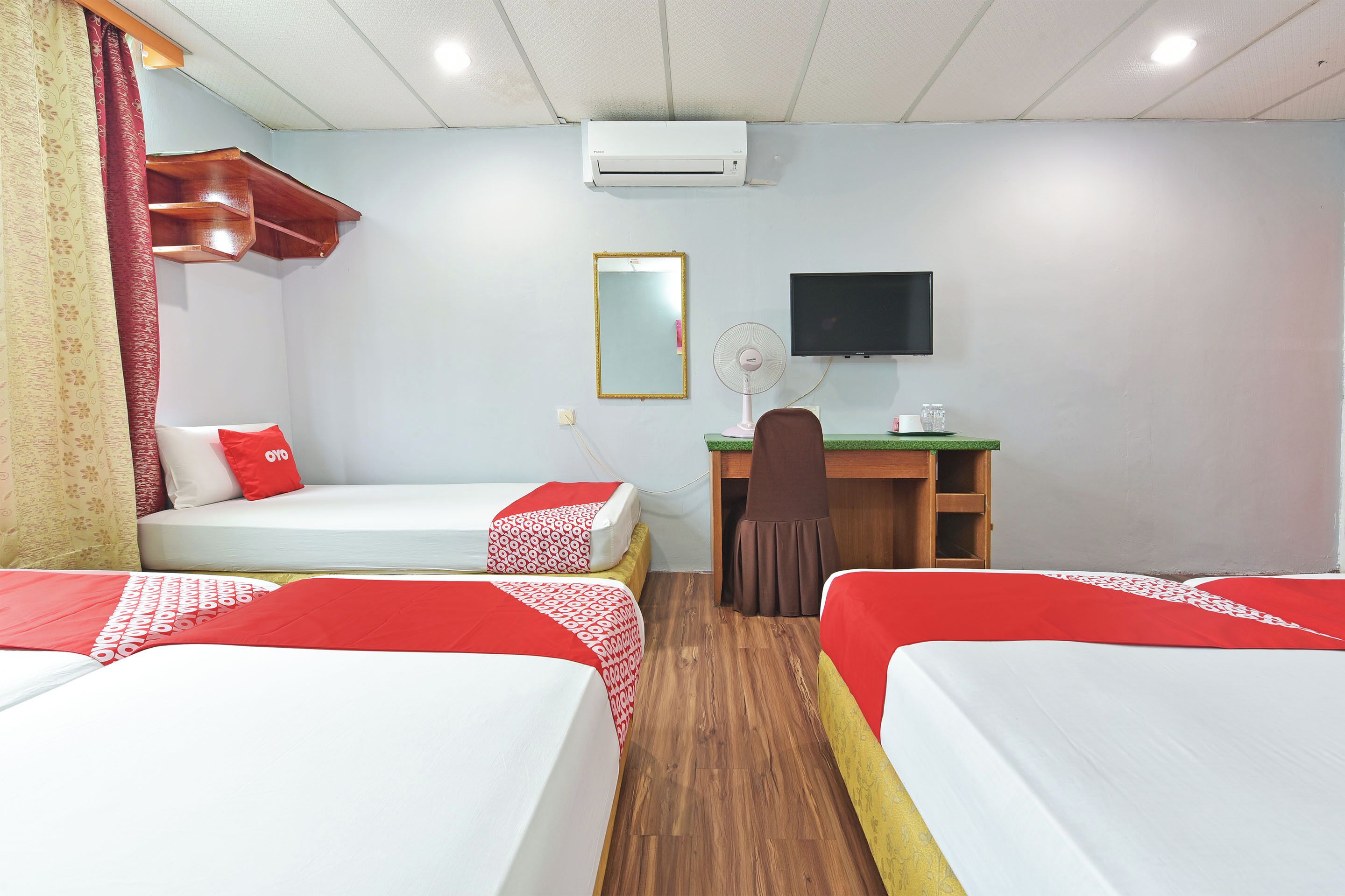 Hotel Akasia by OYO