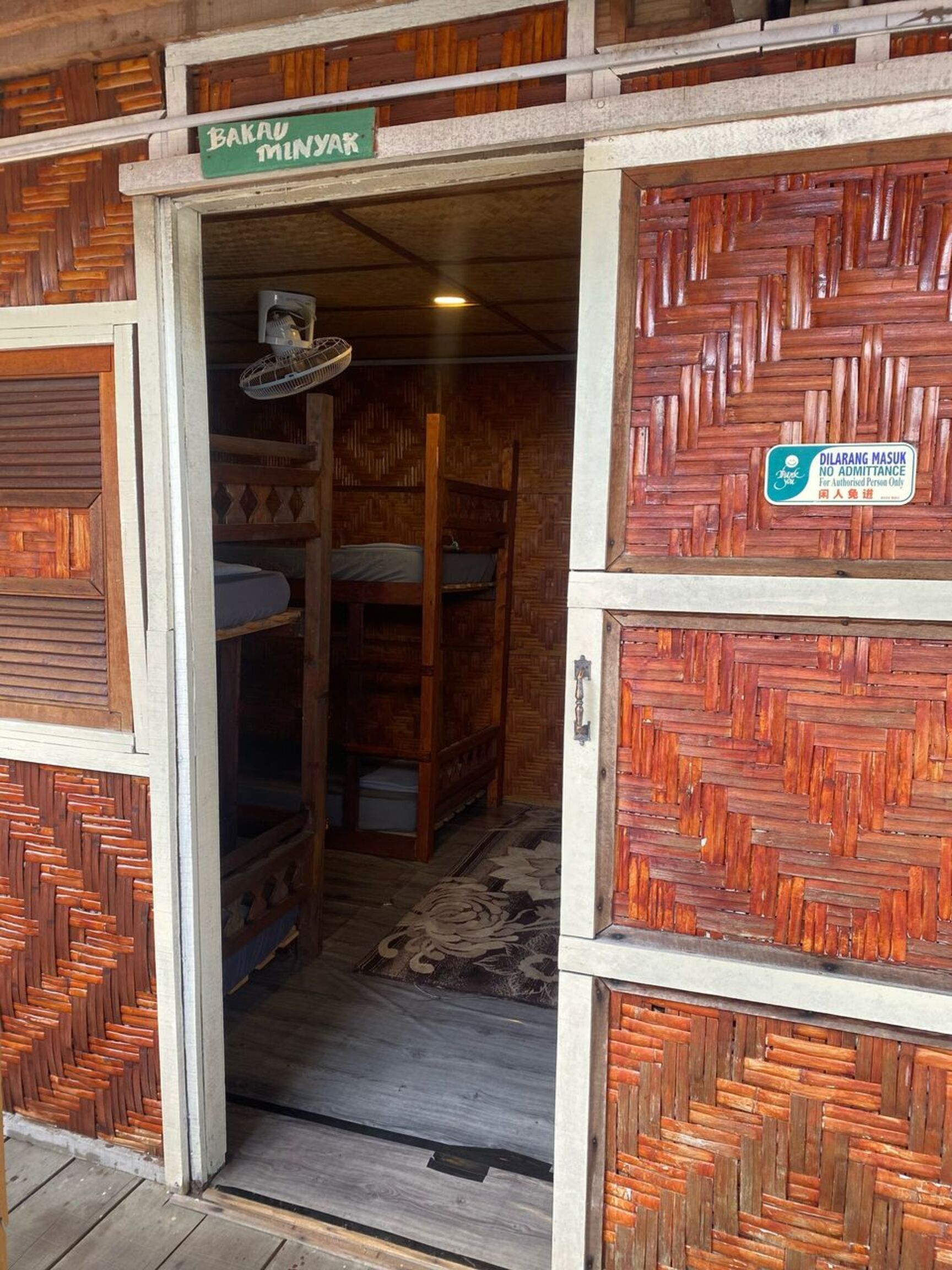 Spot On 91156 Bakau Hijau Riverlodge