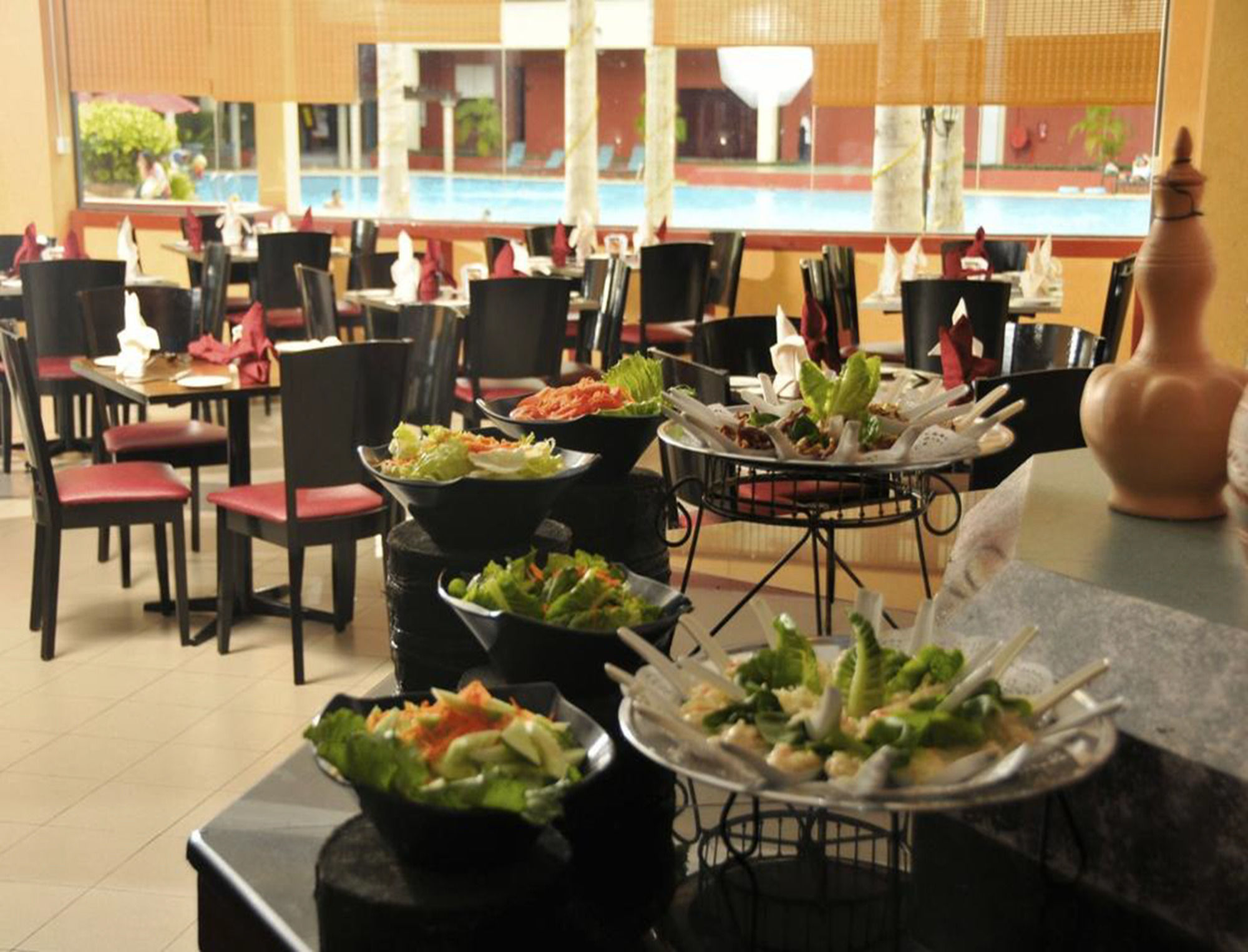 Swiss Avenue Hotel