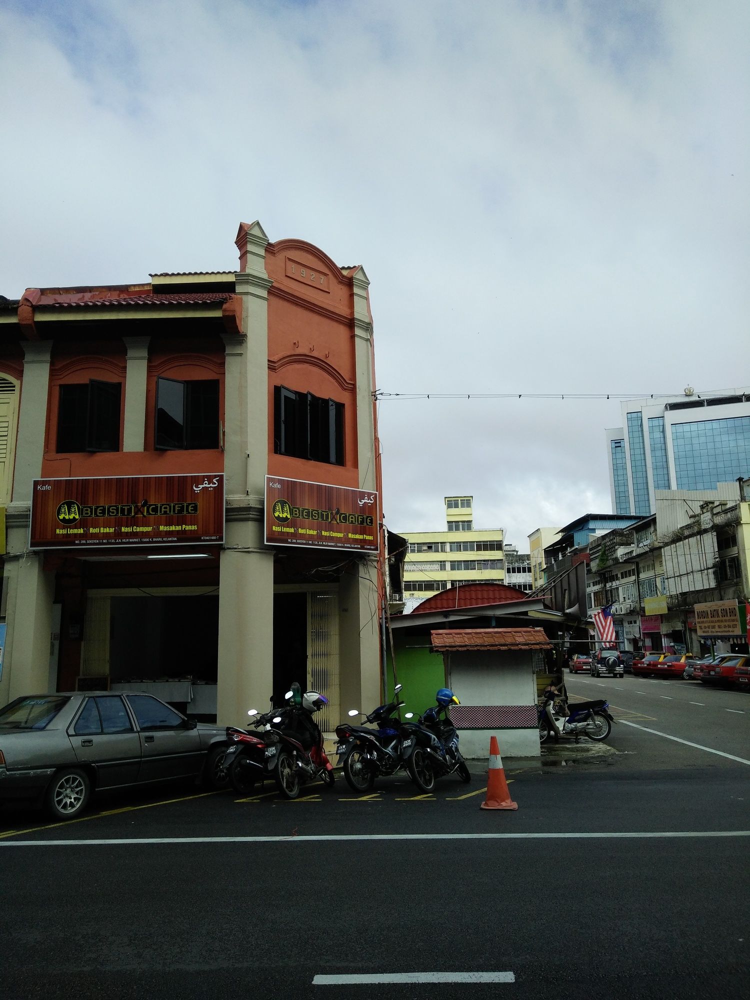 Diyana Budget Hotel
