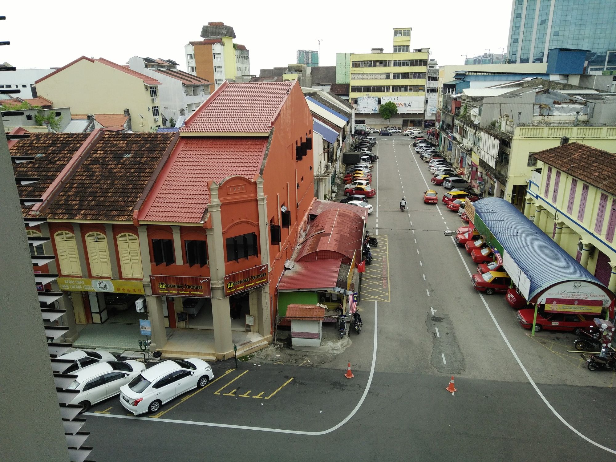 Diyana Budget Hotel