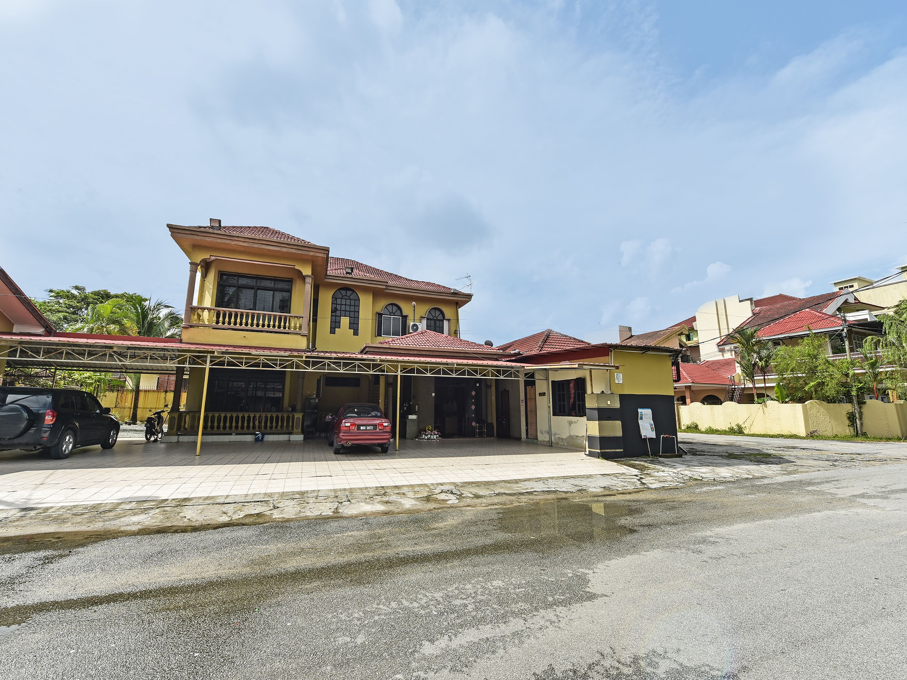 Empire Inn 1By OYO