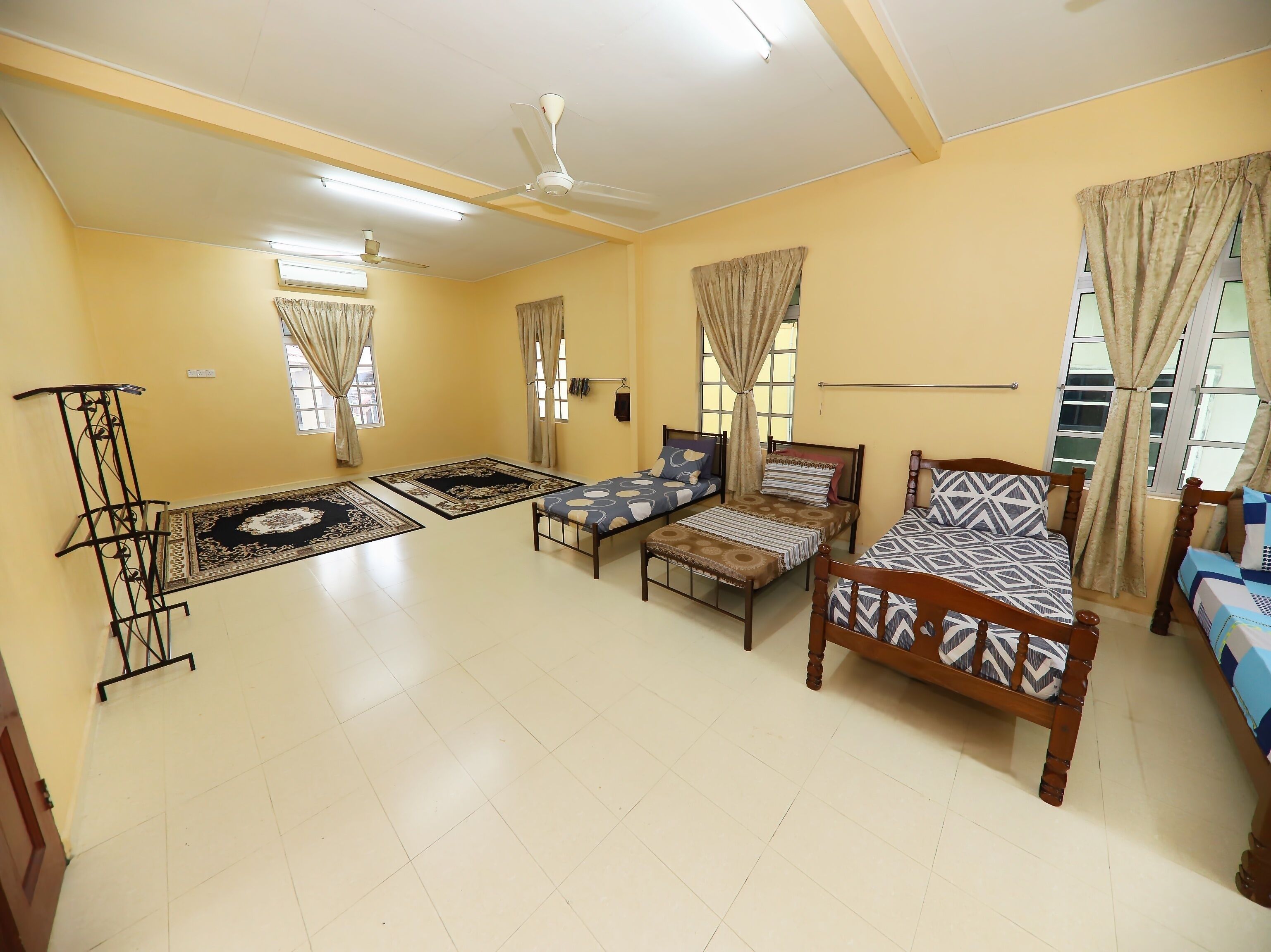 Homestay Masjid At Taqwa Syari by OYO