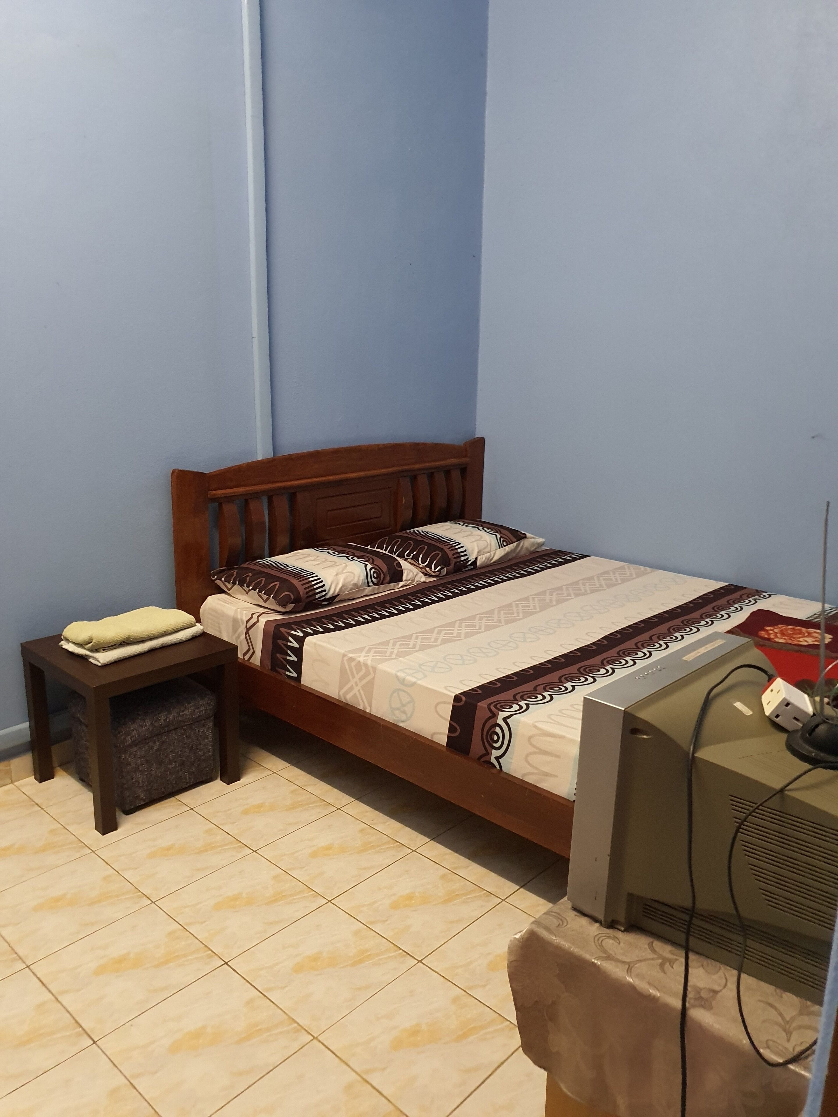 Spot On 89920 Muwaffaq Inn