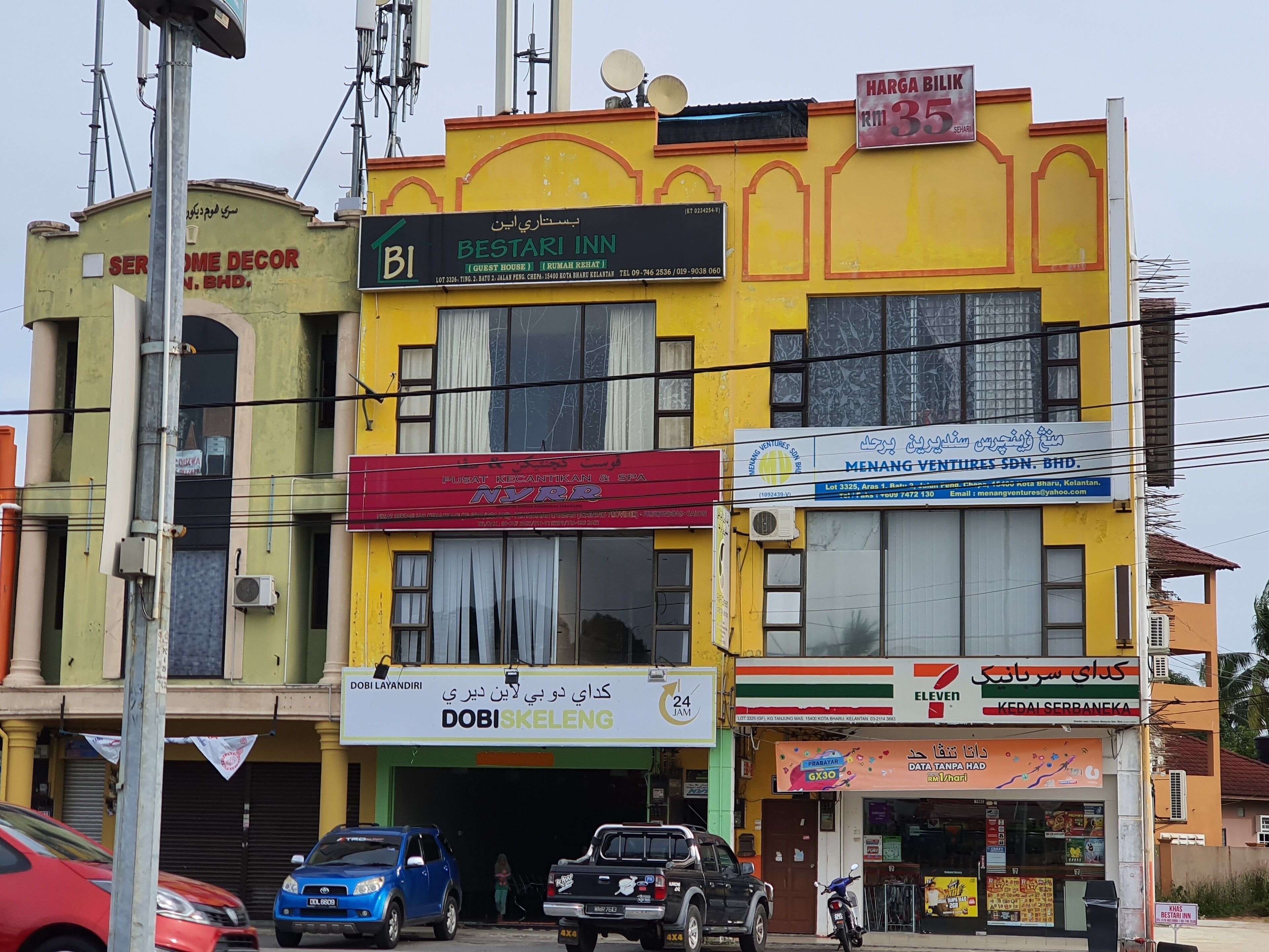 Spot On 89920 Muwaffaq Inn