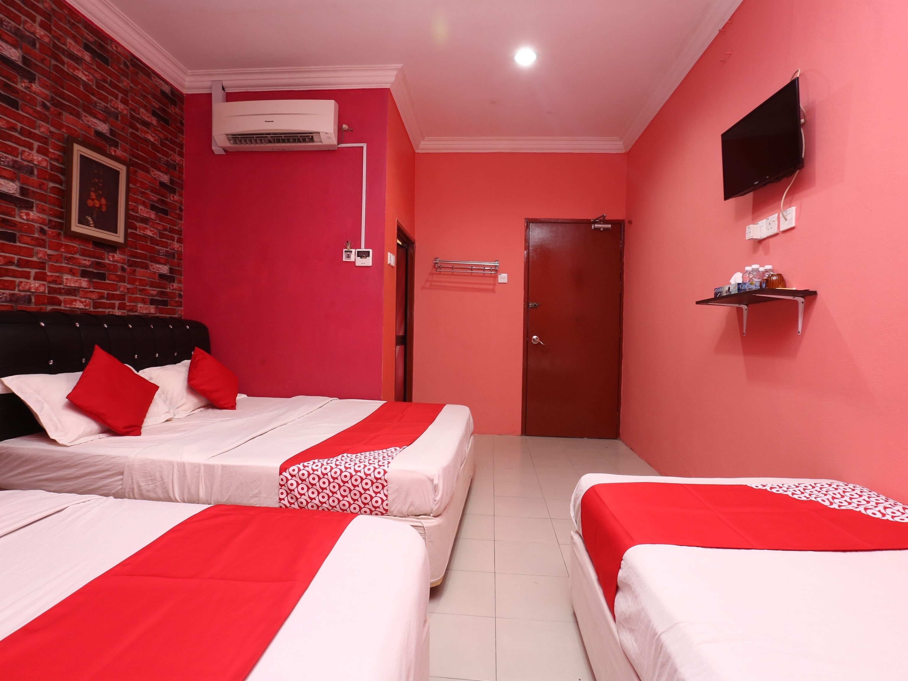 Sri Seroja Inn Budget Hotel by OYO Rooms
