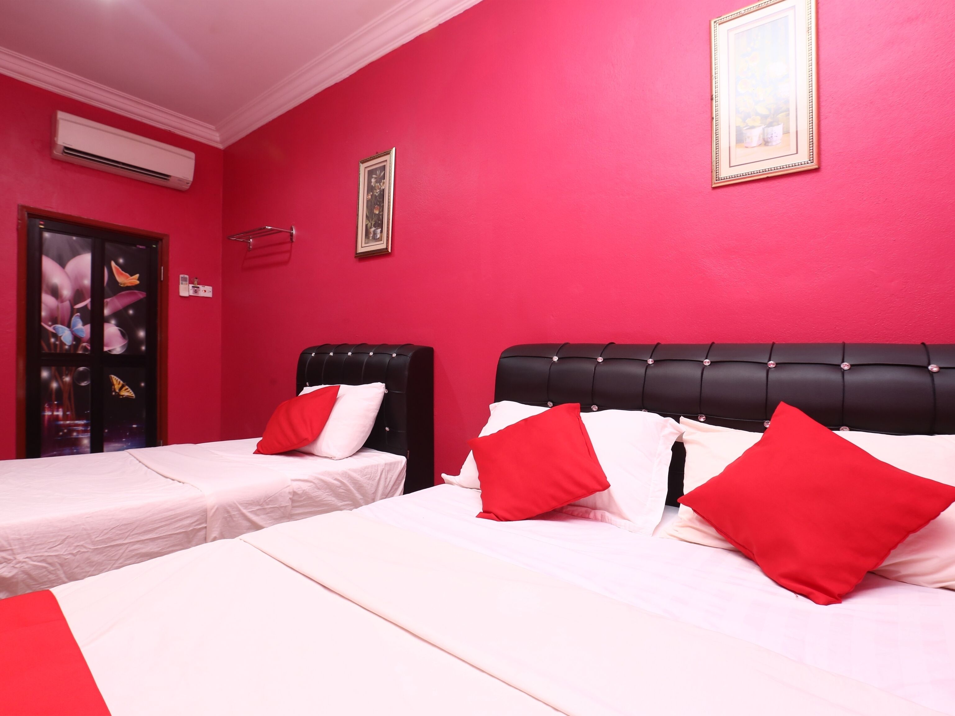 Sri Seroja Inn Budget Hotel by OYO Rooms