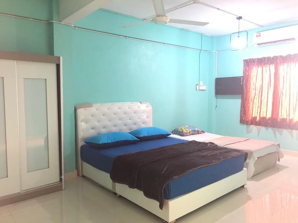 Damika Hotel by OYO Rooms