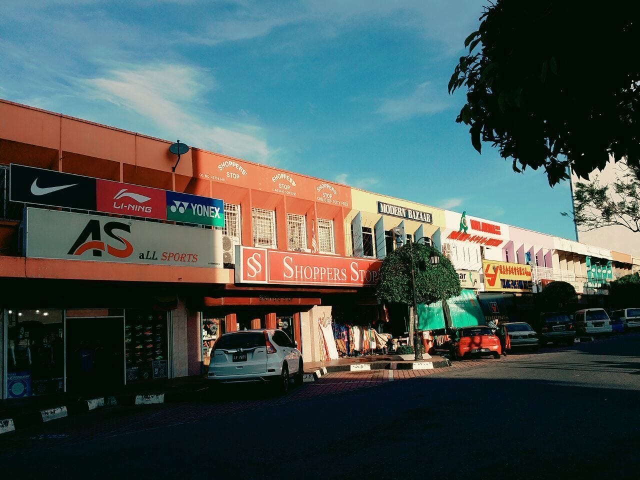 Global Hotel