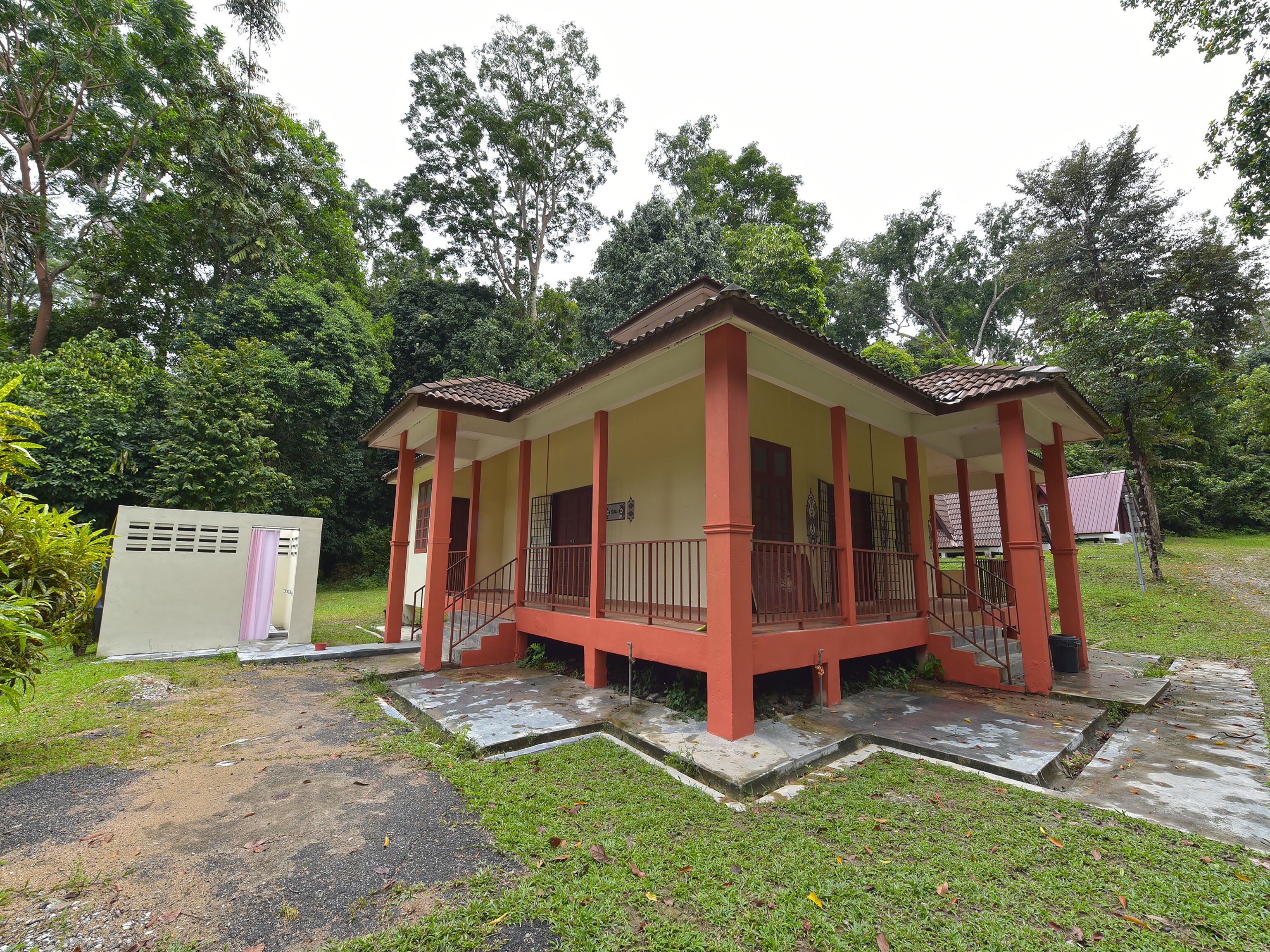 Spot On 90612 Batu Lebah Eco Park