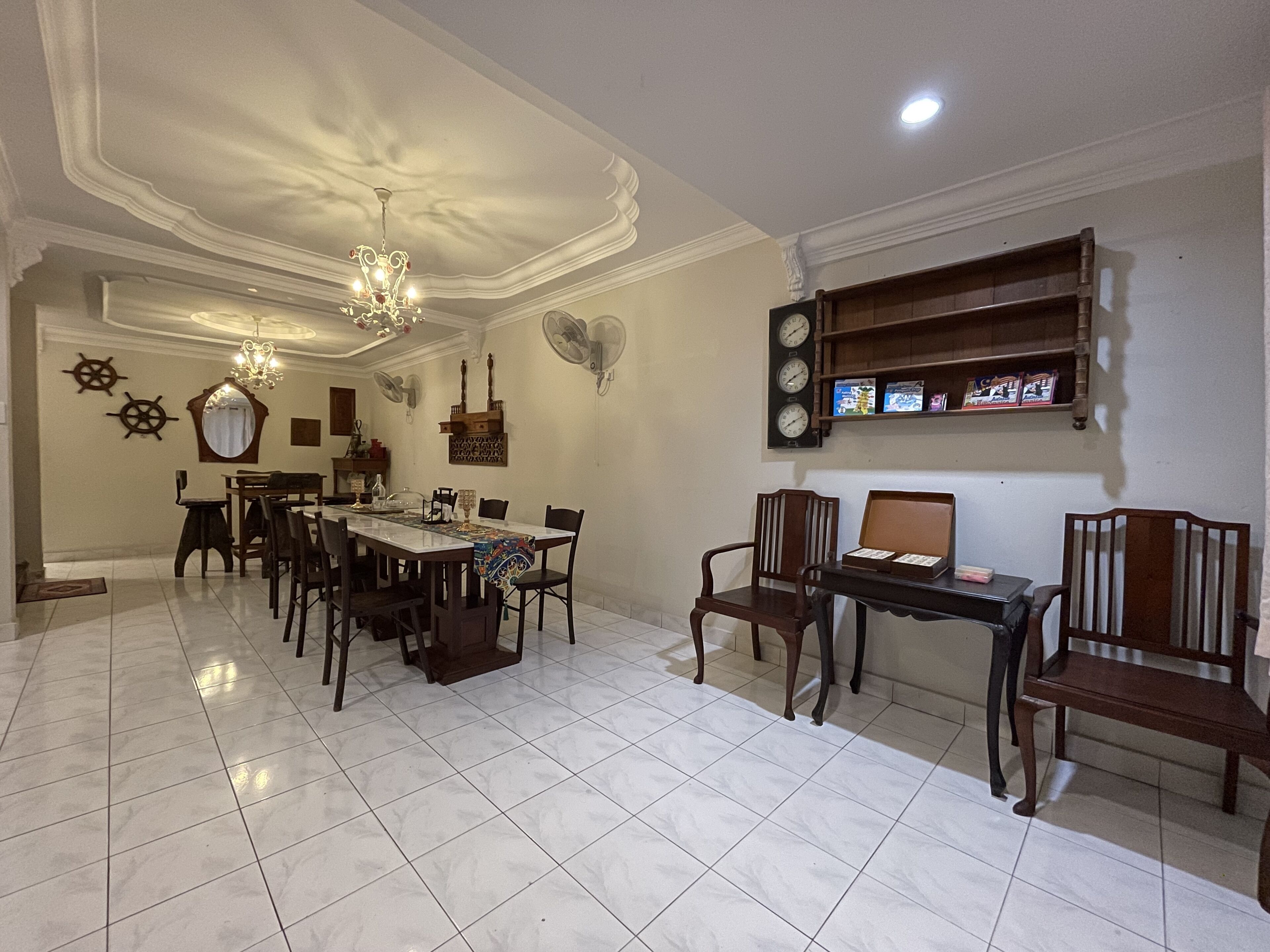 Baba & Charlie Homestay