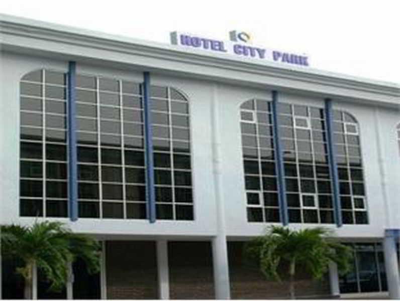 City Park Hotel