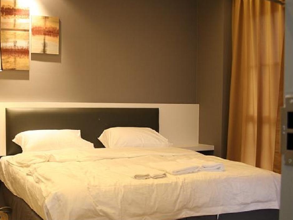 Hotel Zamburger Plaza Mahkota