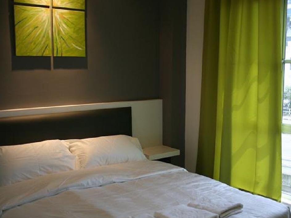 Hotel Zamburger Plaza Mahkota