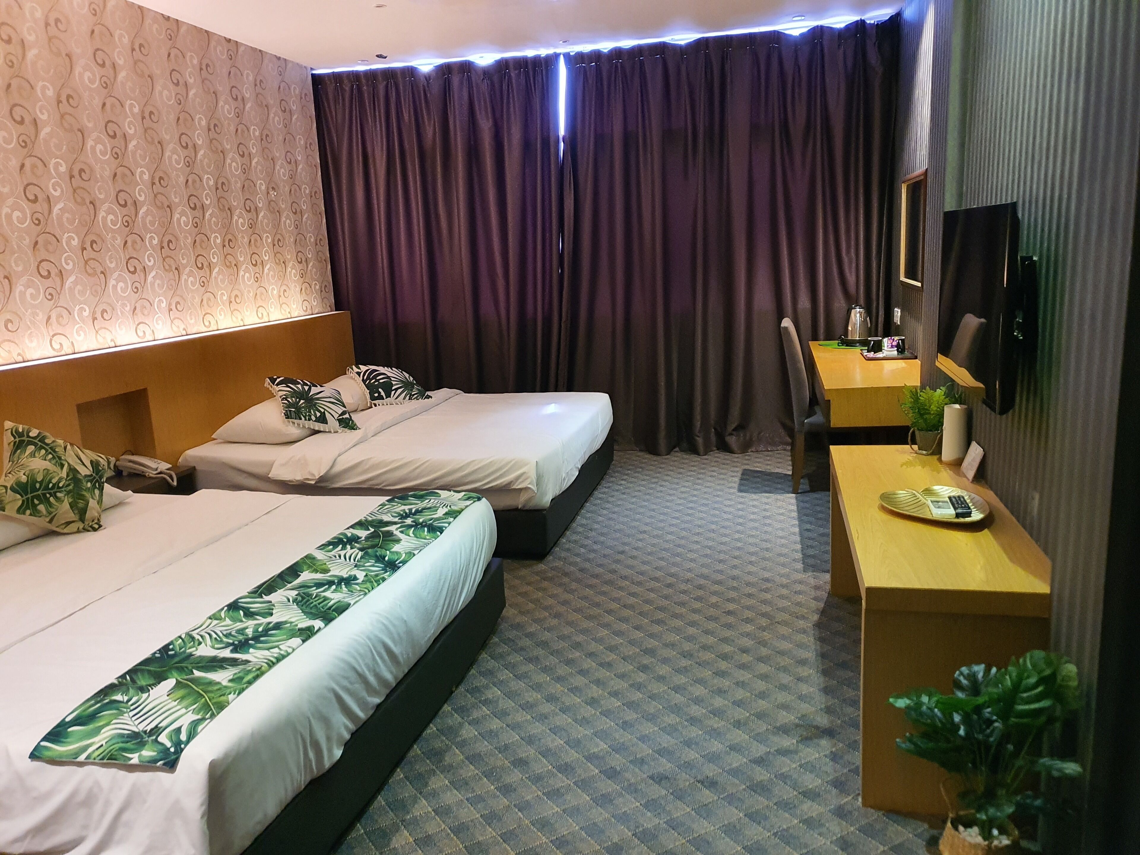 Grandeur Hotel and Spa