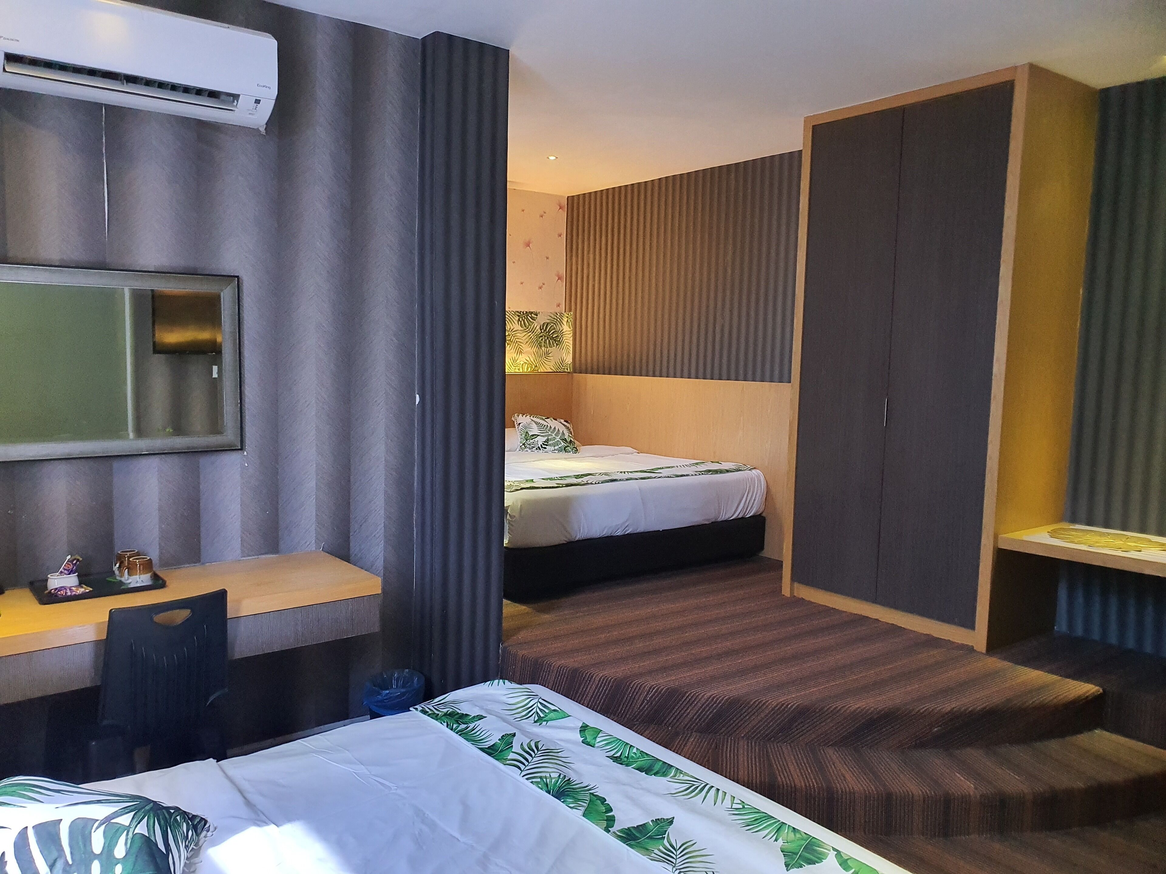 Grandeur Hotel and Spa