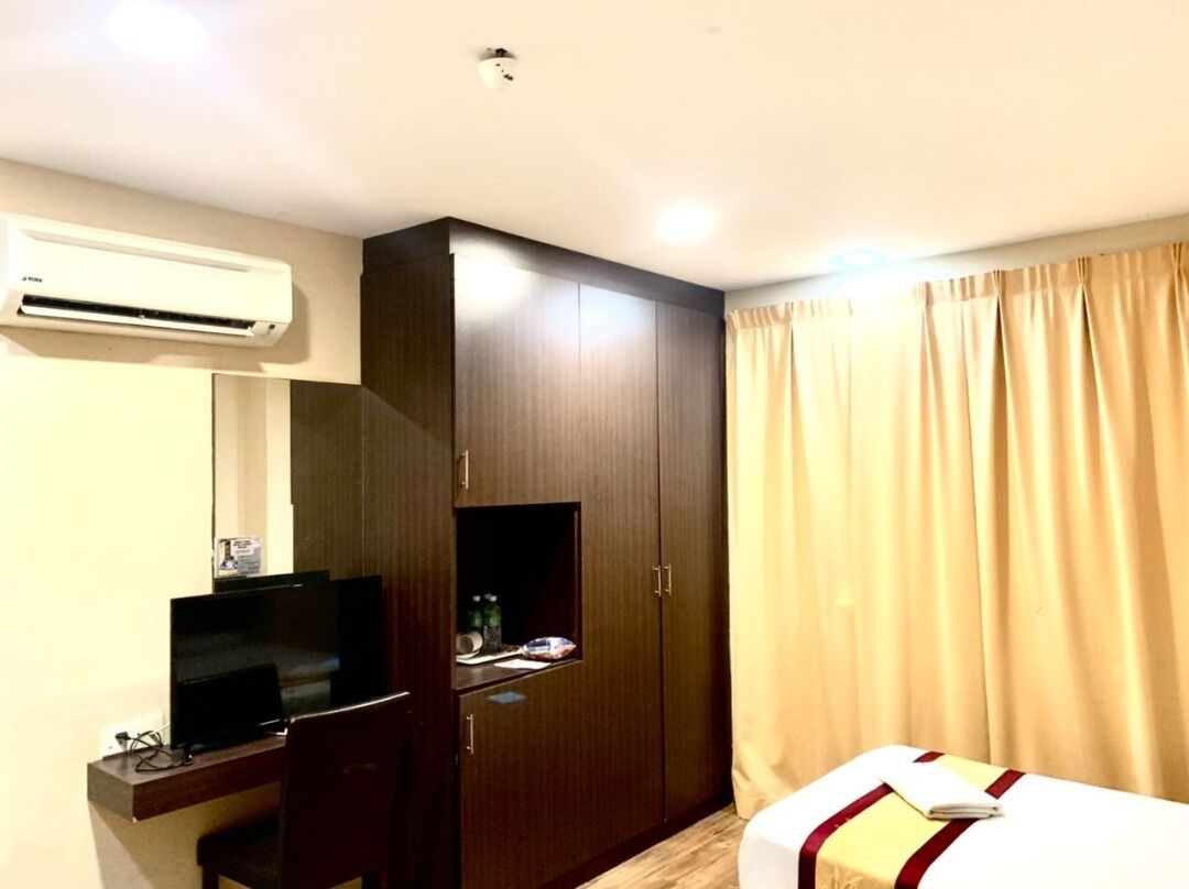 Green Town Hotel Classic