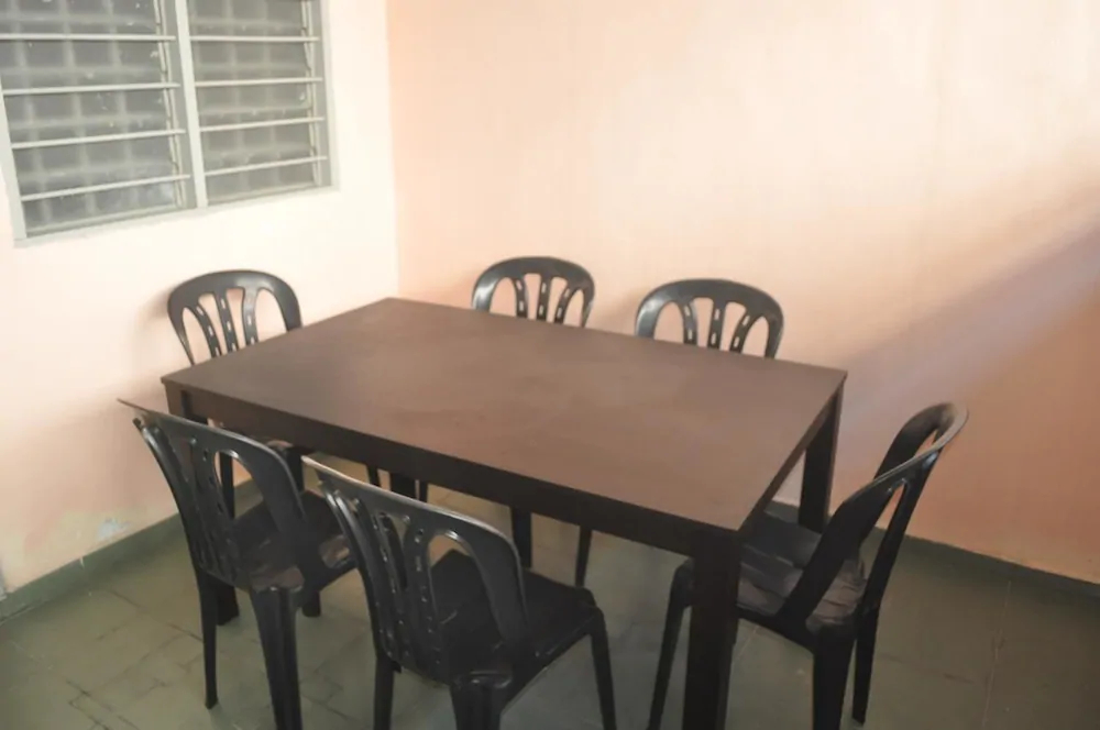 Home Guesthouse