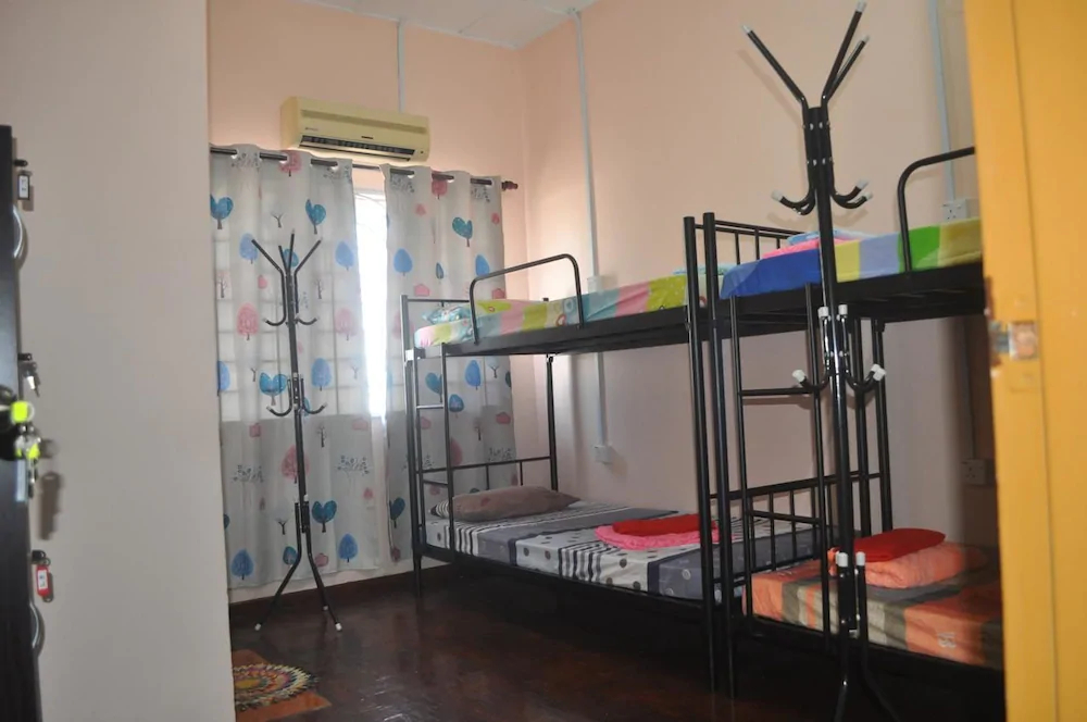 Home Guesthouse