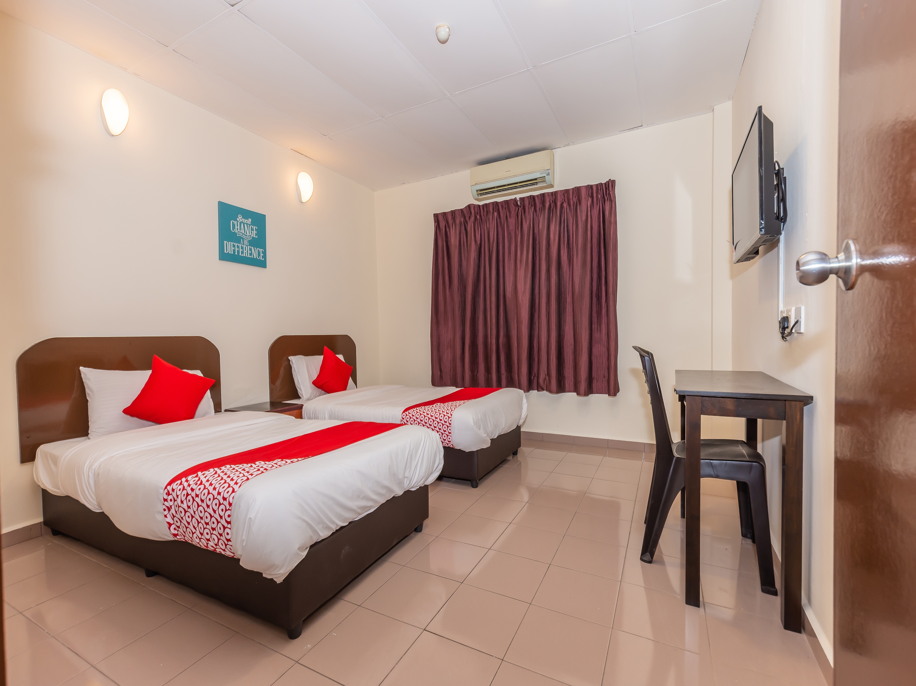Hotel Bamboo By OYO Rooms
