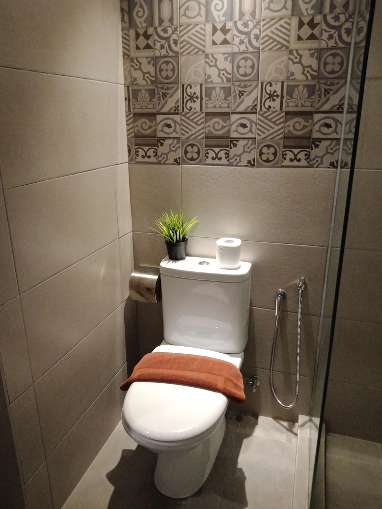 Lemon 8 Hotel Apartment