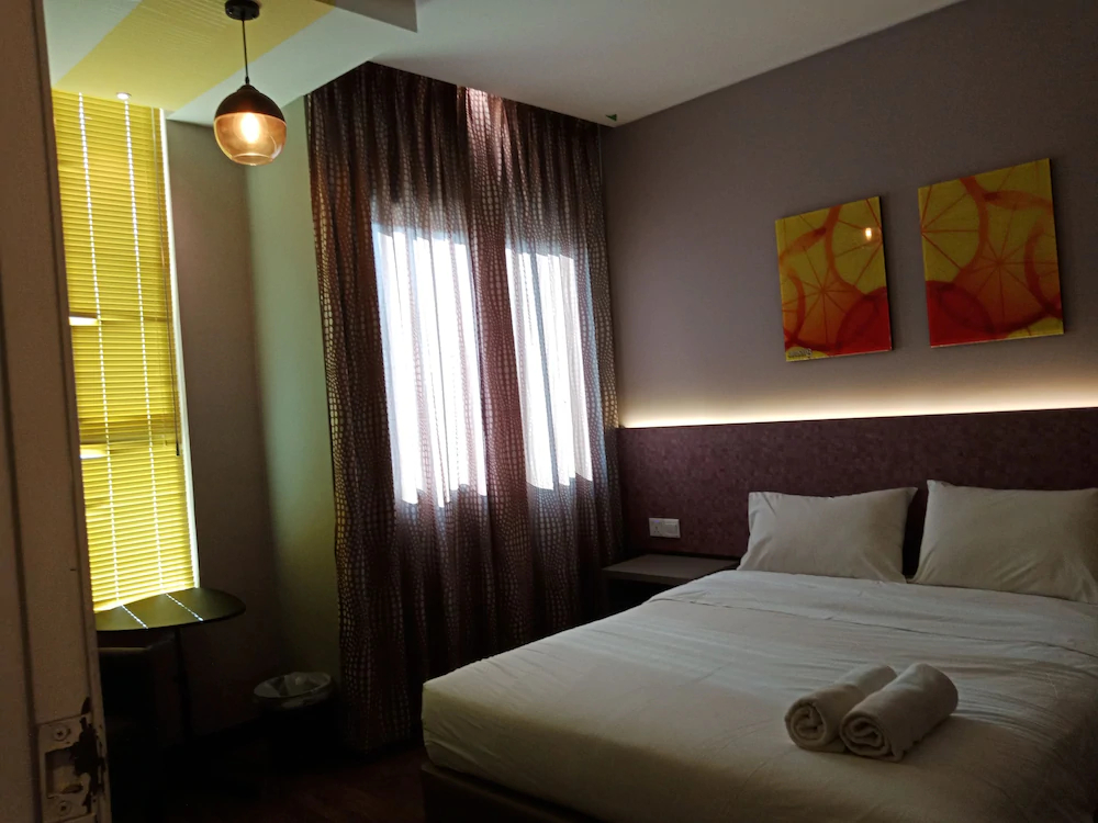 Lemon 8 Hotel Apartment