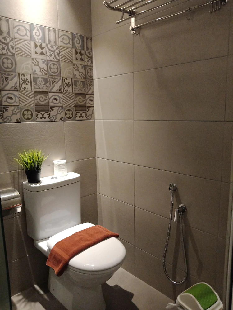 Lemon 8 Hotel Apartment