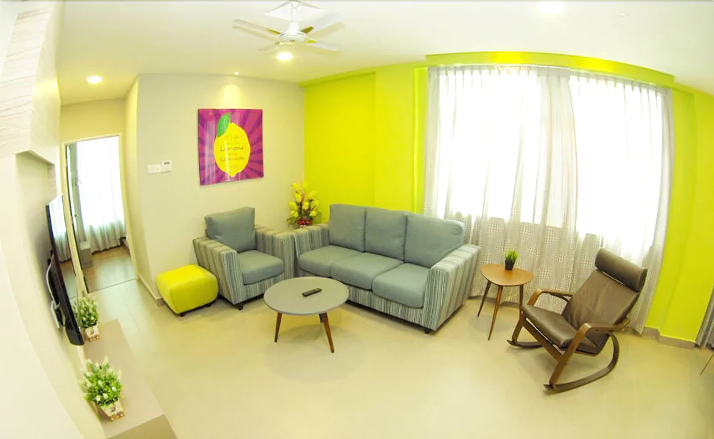 Lemon 8 Hotel Apartment
