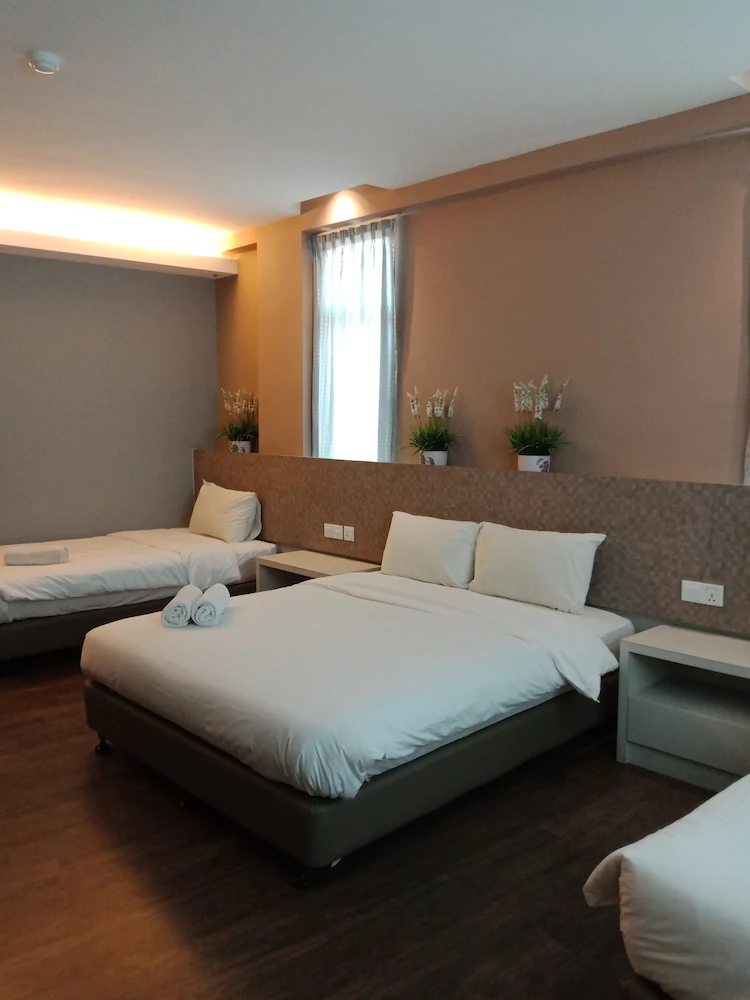 Lemon 8 Hotel Apartment