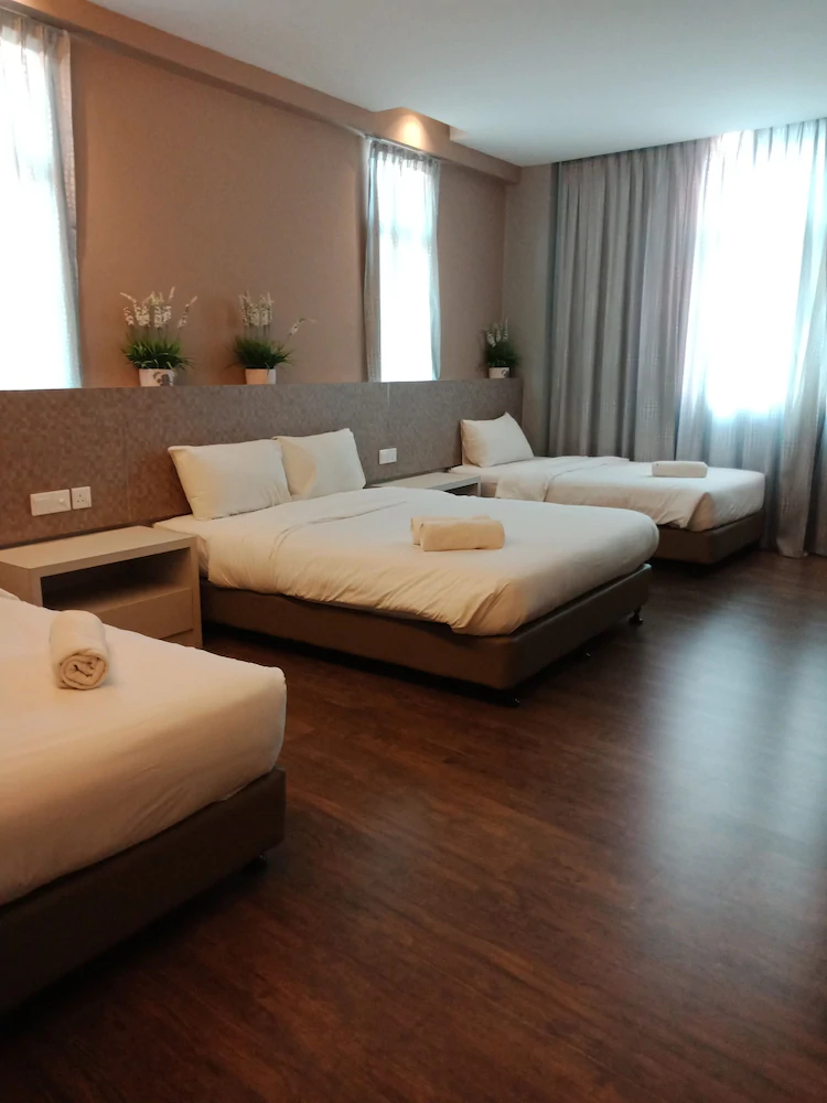 Lemon 8 Hotel Apartment