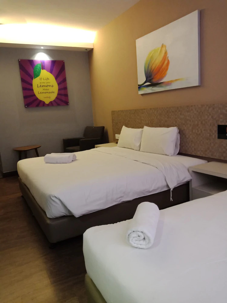 Lemon 8 Hotel Apartment