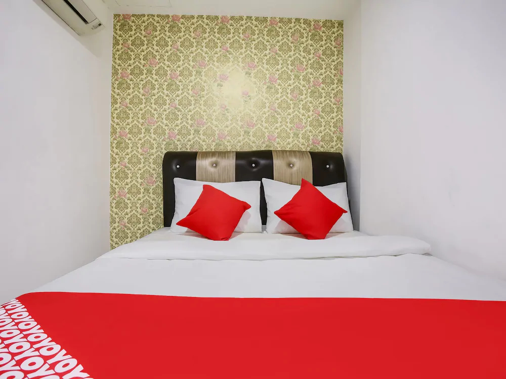 Ms Nyonya Hotel by OYO Rooms