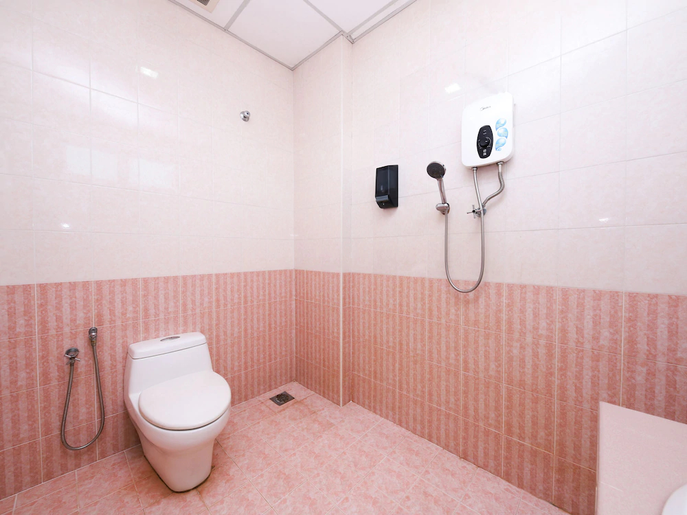 Nexus Hotel by OYO Rooms