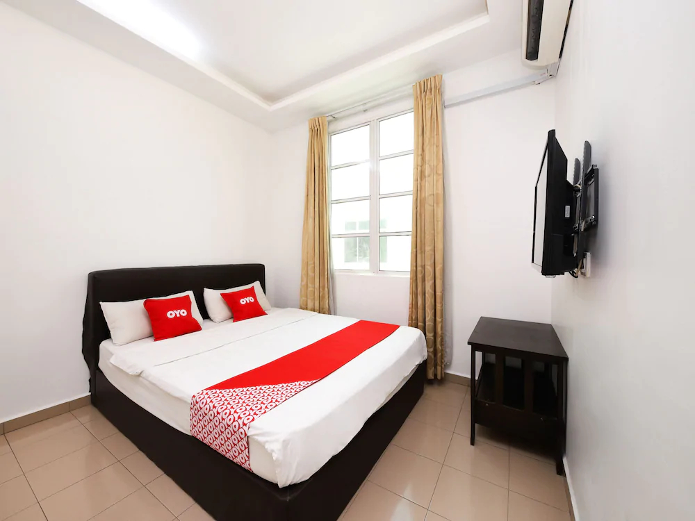 Nexus Hotel by OYO Rooms
