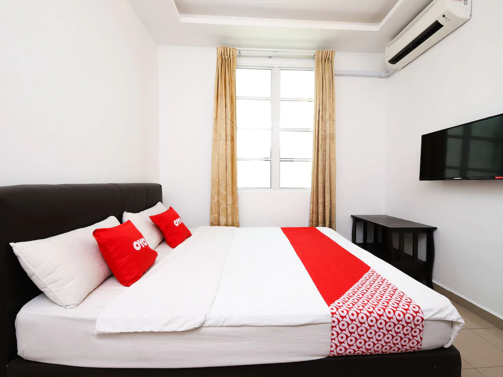 Nexus Hotel by OYO Rooms