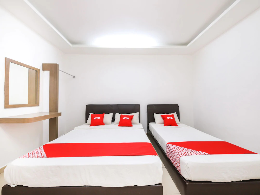 Nexus Hotel by OYO Rooms