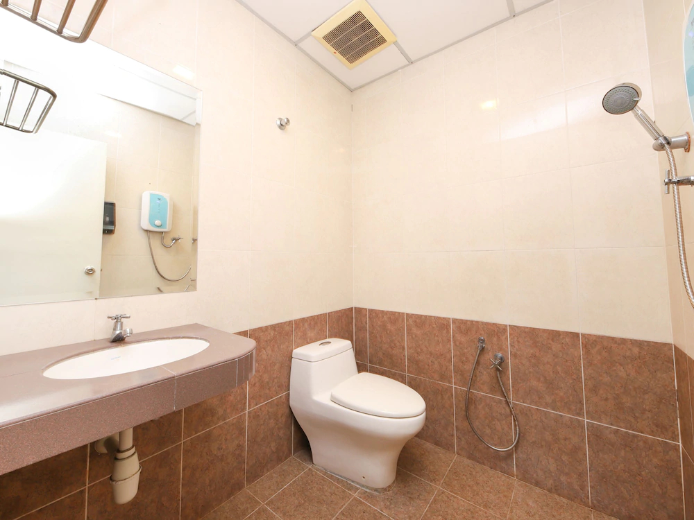 Nexus Hotel by OYO Rooms