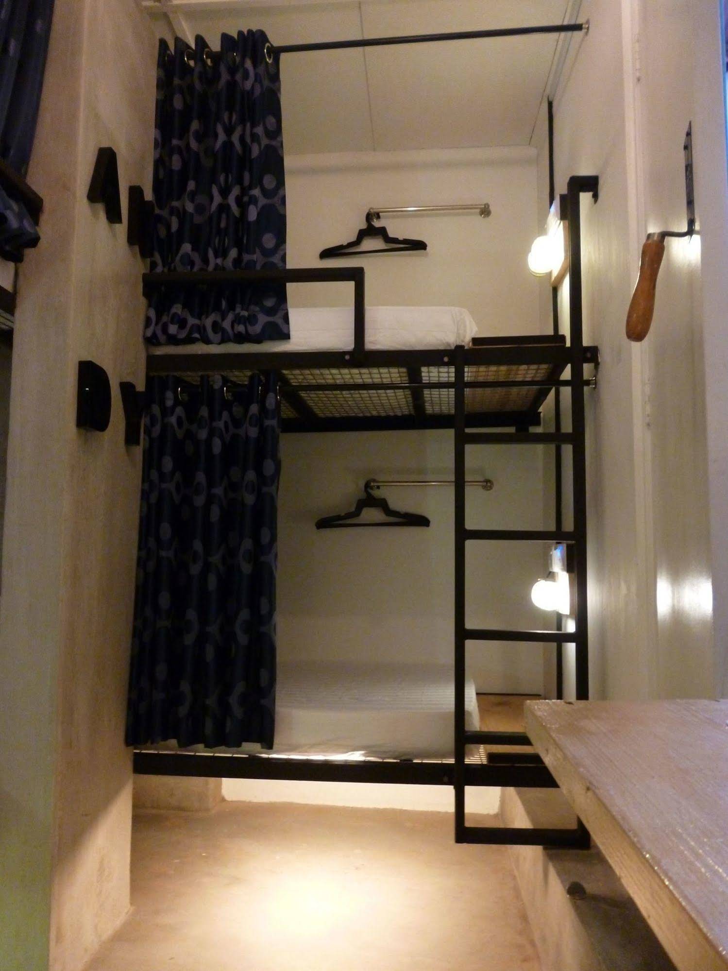Ola Hostel